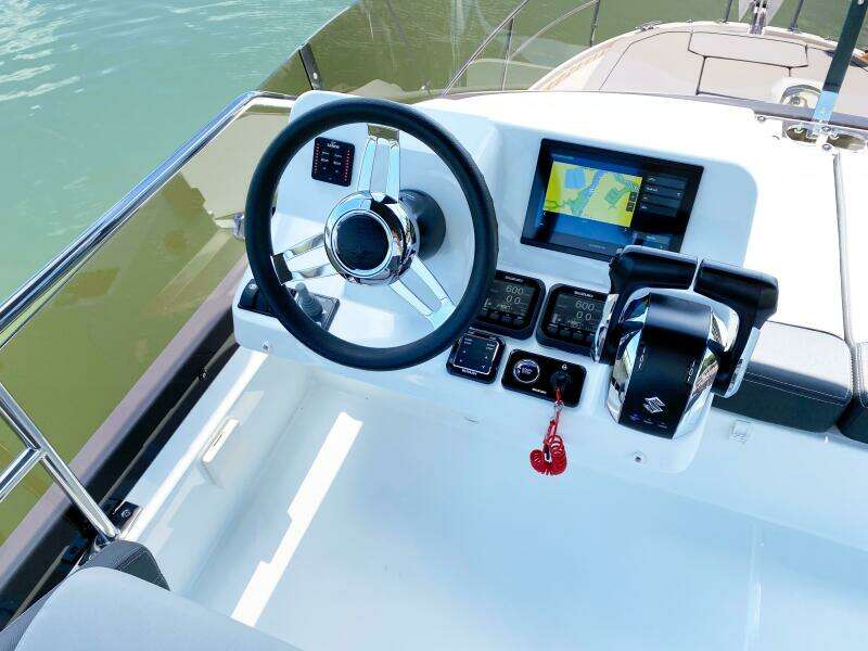 Pong Sang 35ft Jeanneau Yacht For Sale