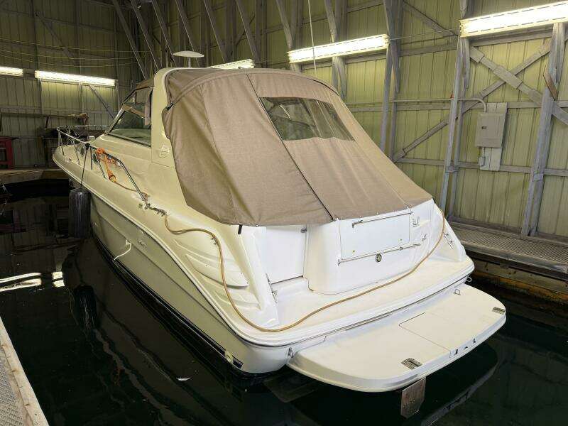 33ft Sea Ray Yacht For Sale