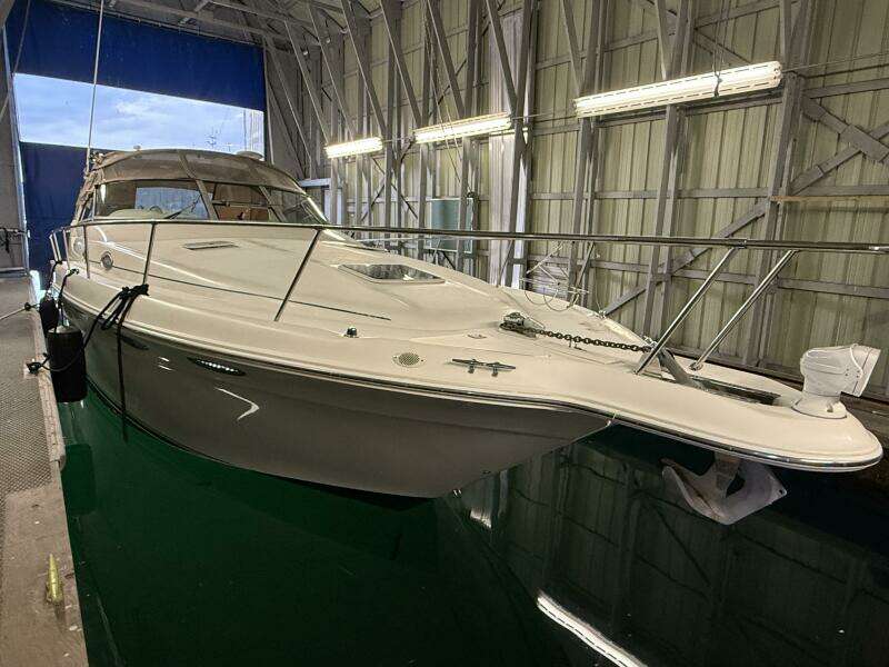 33ft Sea Ray Yacht For Sale