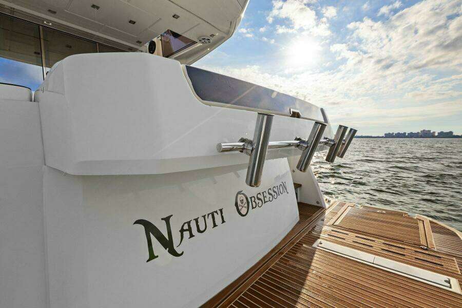 2015 50 Monte Carlo MC5 - Nauti Obsession