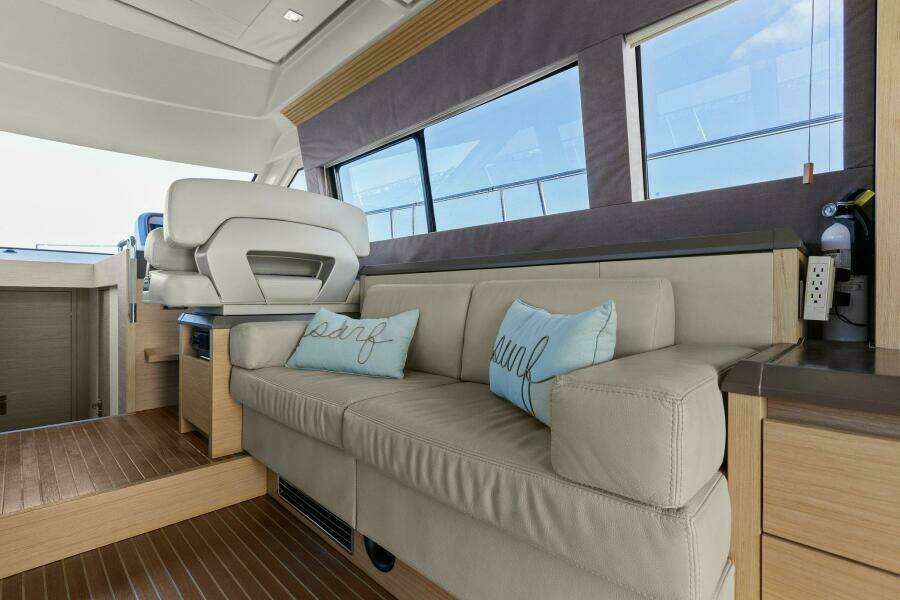 2015 50 Monte Carlo MC5 - Nauti Obsession
