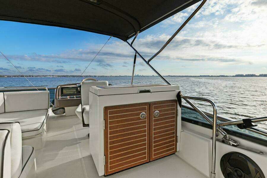 2015 50 Monte Carlo MC5 - Nauti Obsession