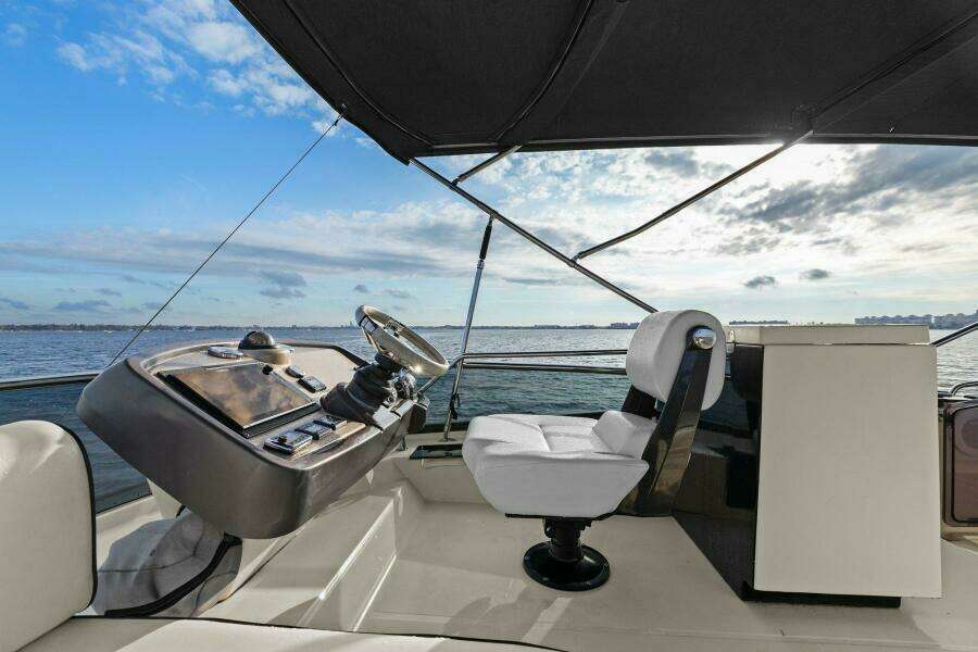 2015 50 Monte Carlo MC5 - Nauti Obsession