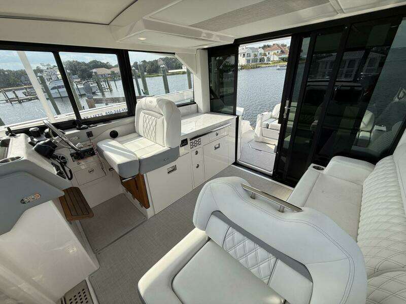 American Rebel 36ft Regal Yacht For Sale