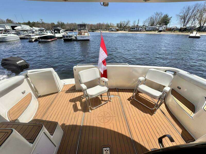 46ft Carver Yacht For Sale