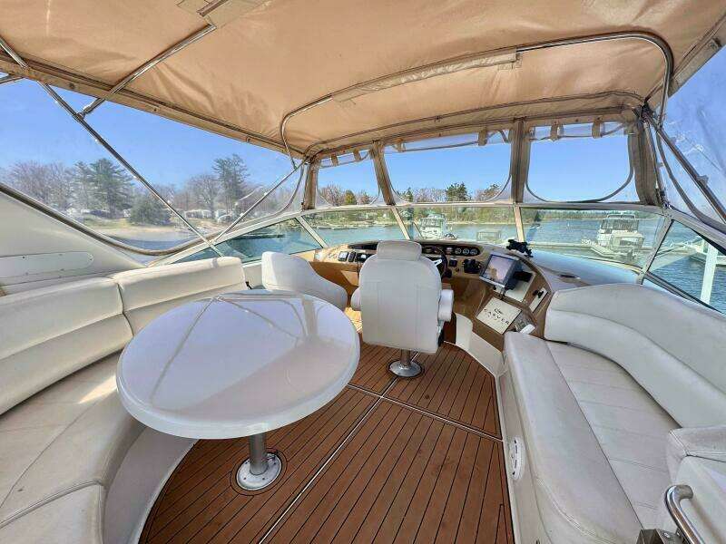 46ft Carver Yacht For Sale