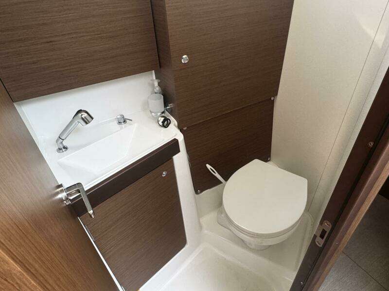 38ft Beneteau Yacht For Sale