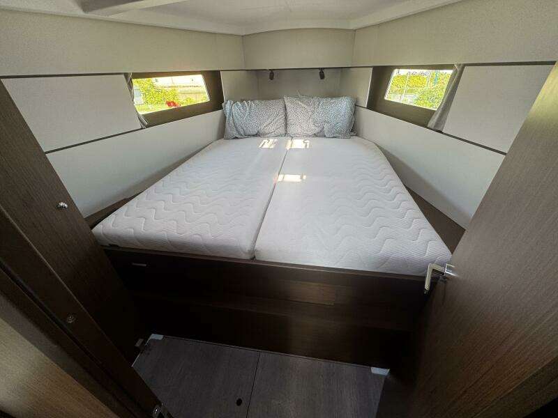 38ft Beneteau Yacht For Sale