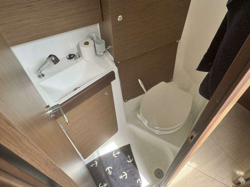 38ft Beneteau Yacht For Sale