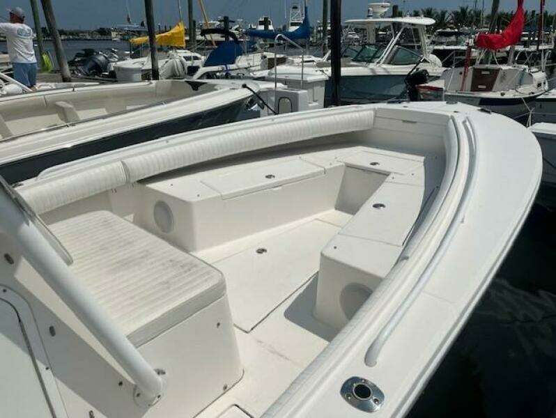 26ft Regulator Yacht For Sale