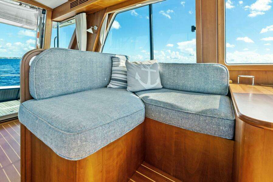 2019 Sabre 48 Flybridge HIGHLANDER
