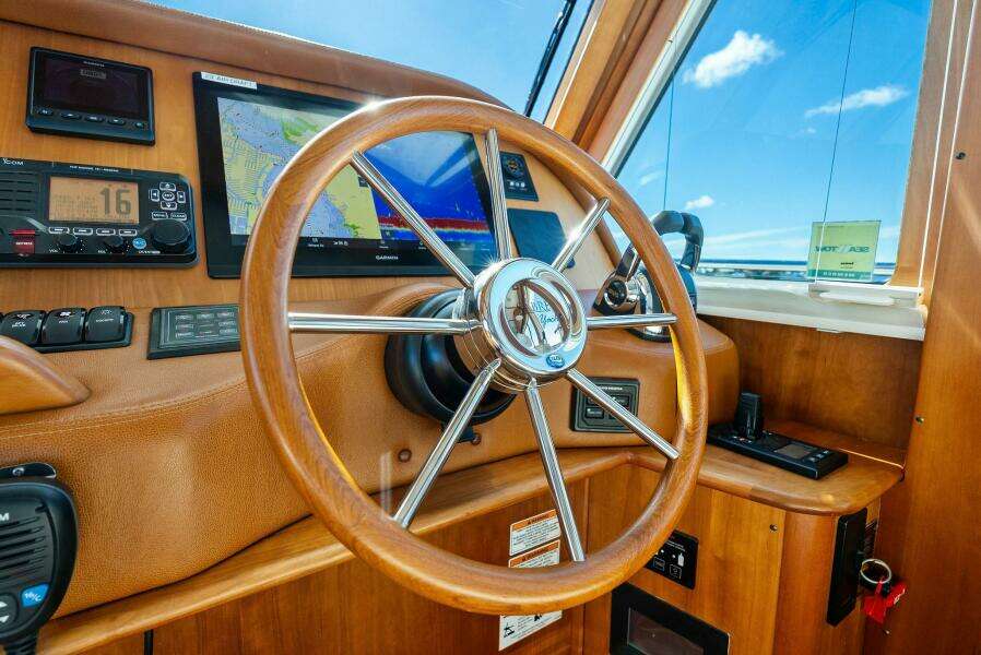 2019 Sabre 48 Flybridge HIGHLANDER