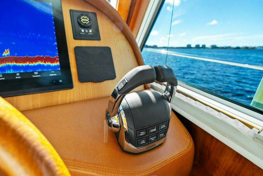 2019 Sabre 48 Flybridge HIGHLANDER