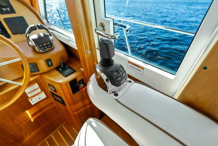 2019 Sabre 48 Flybridge HIGHLANDER