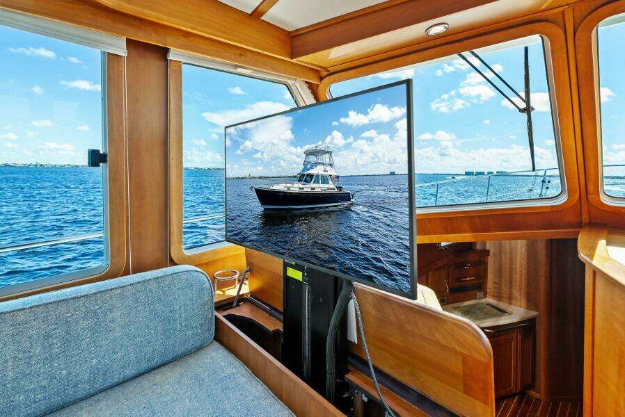 2019 Sabre 48 Flybridge HIGHLANDER