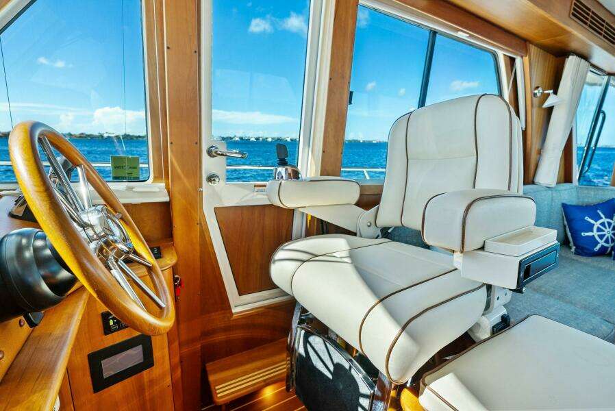 2019 Sabre 48 Flybridge HIGHLANDER
