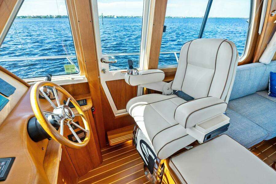 2019 Sabre 48 Flybridge HIGHLANDER