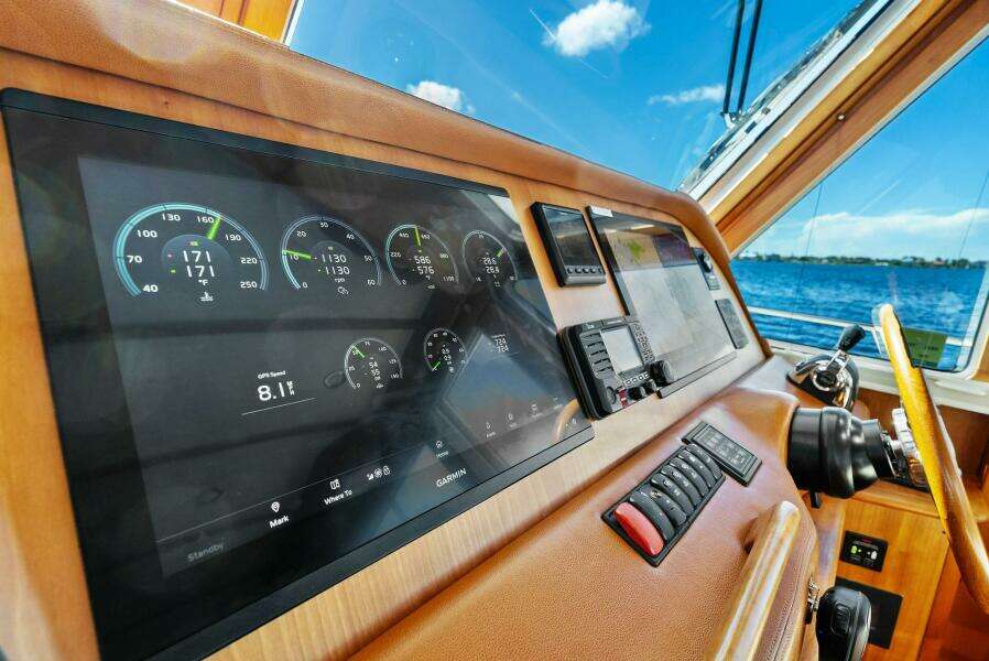 2019 Sabre 48 Flybridge HIGHLANDER