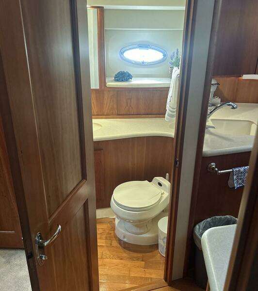 42ft Silverton Yacht For Sale