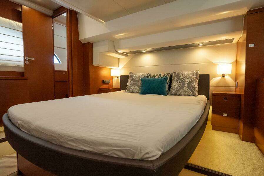SHANTI III 55ft Prestige Yacht For Sale