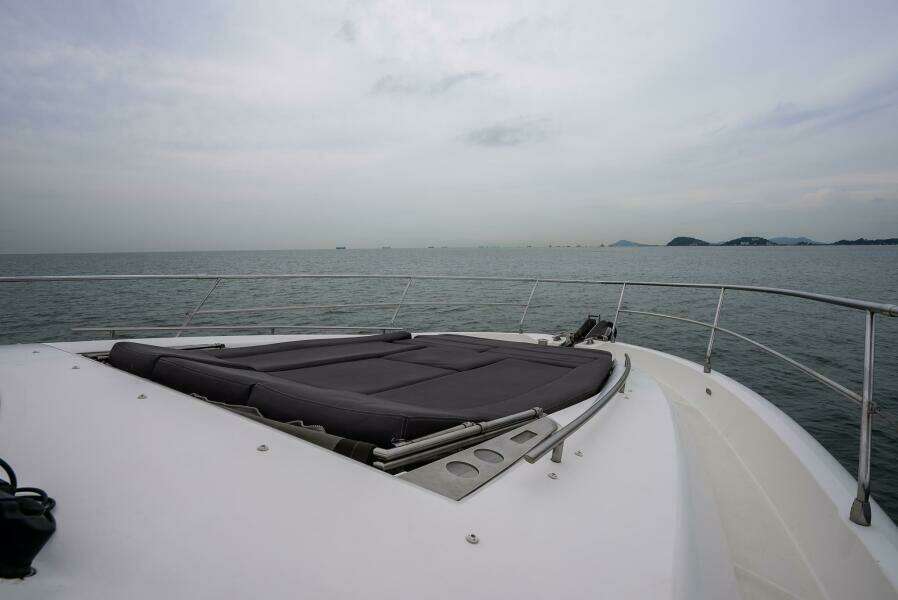 SHANTI III 55ft Prestige Yacht For Sale