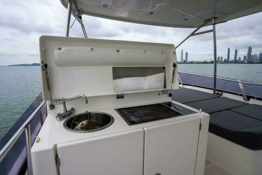 SHANTI III 55ft Prestige Yacht For Sale
