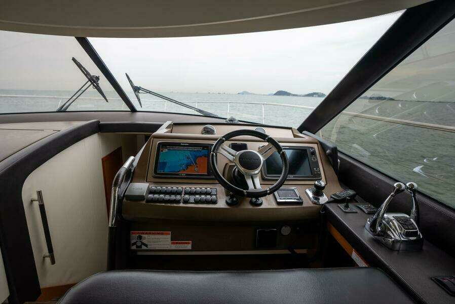 SHANTI III 55ft Prestige Yacht For Sale