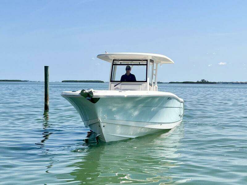 30ft Robalo Yacht For Sale