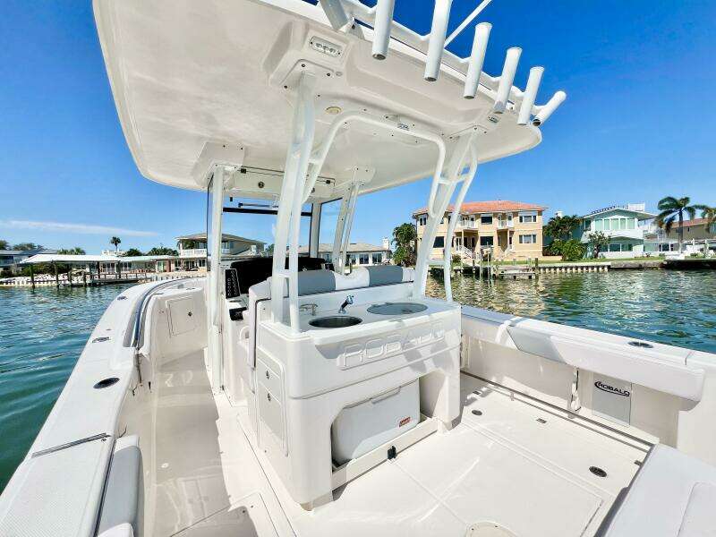 30ft Robalo Yacht For Sale