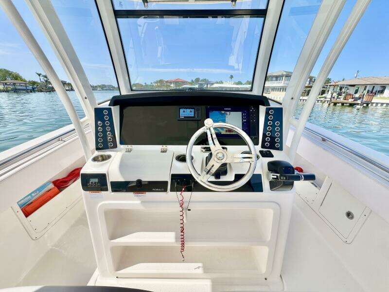 30ft Robalo Yacht For Sale