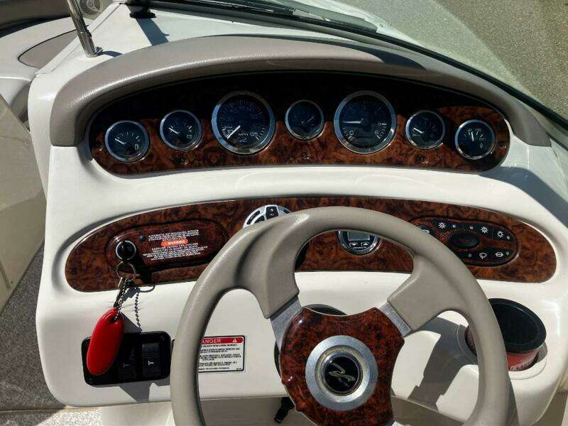 24ft Sea Ray Yacht For Sale