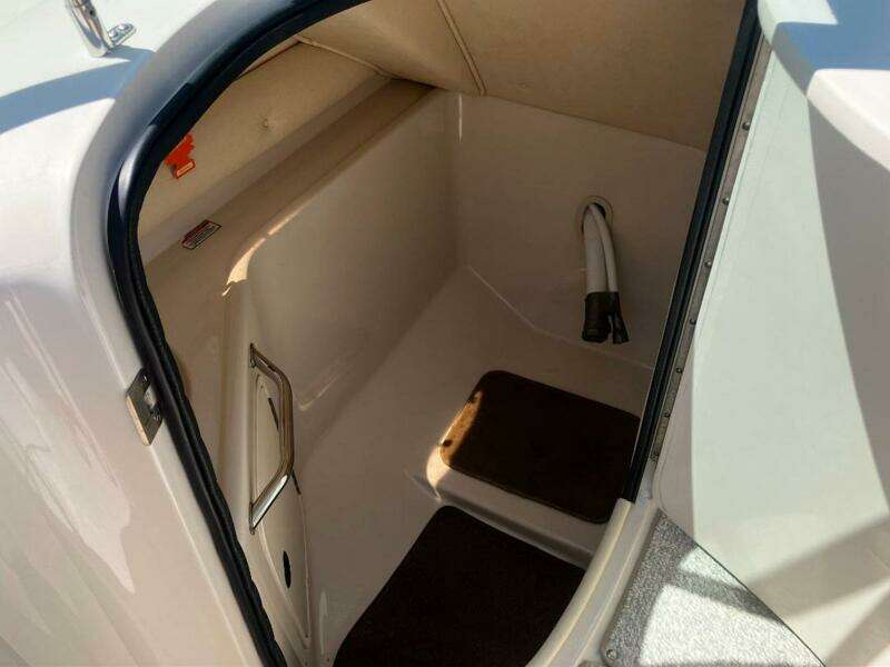 24ft Sea Ray Yacht For Sale