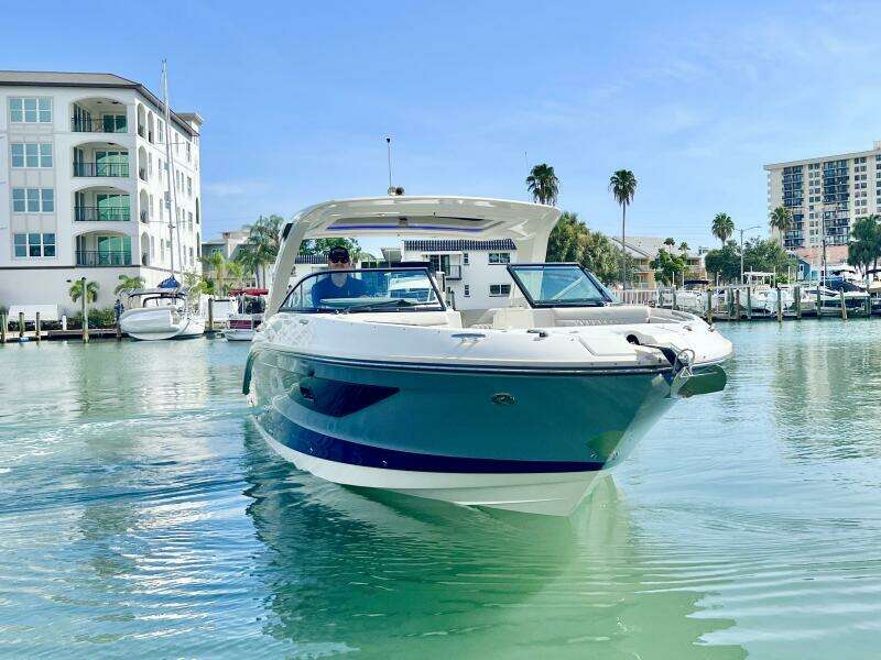 35ft Sea Ray Yacht For Sale