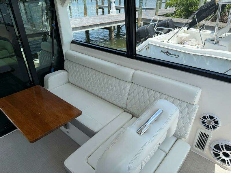 2021 Regal 36 XO