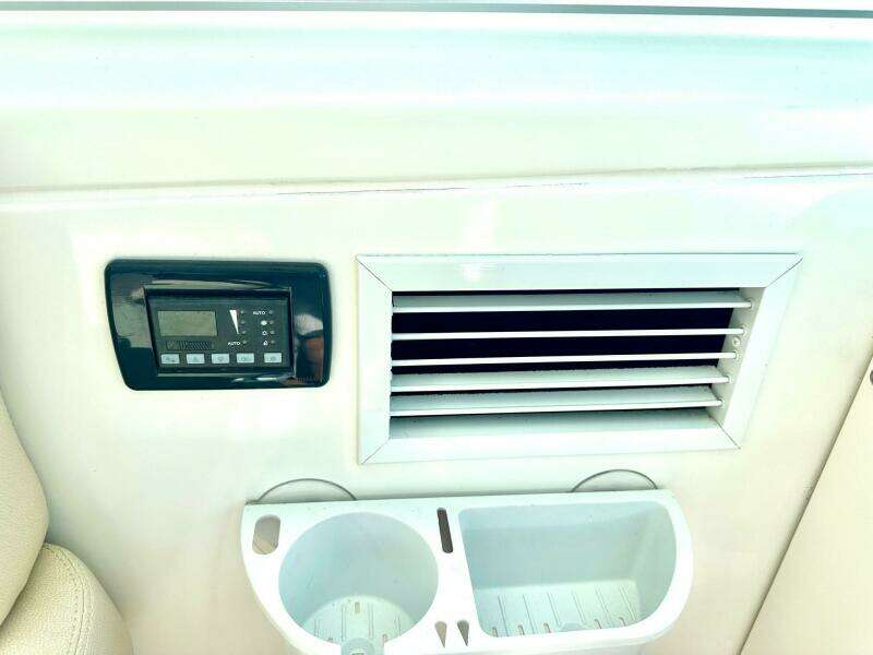 Port Side AC & Heat Control