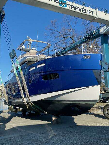 51ft Azimut Yacht For Sale