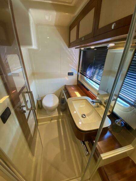 51ft Azimut Yacht For Sale