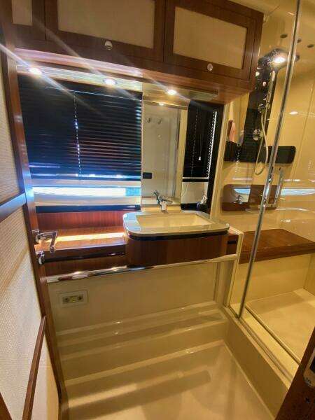 51ft Azimut Yacht For Sale