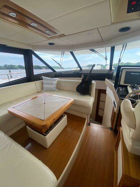 51ft Azimut Yacht For Sale
