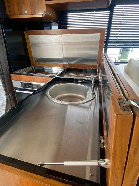 51ft Azimut Yacht For Sale