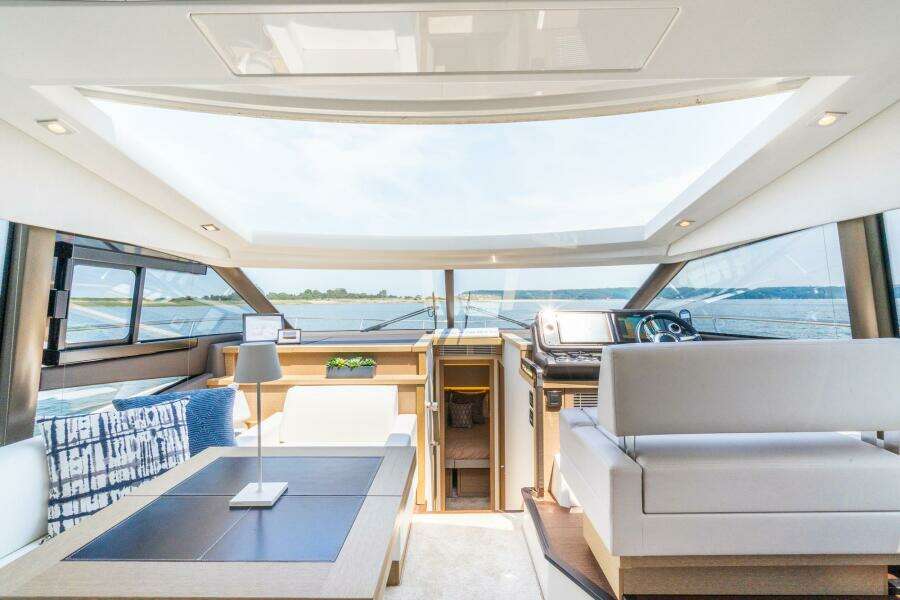 52ft Prestige Yacht For Sale