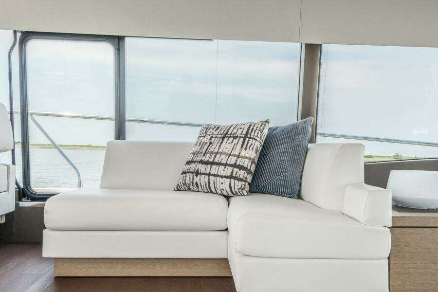 52ft Prestige Yacht For Sale