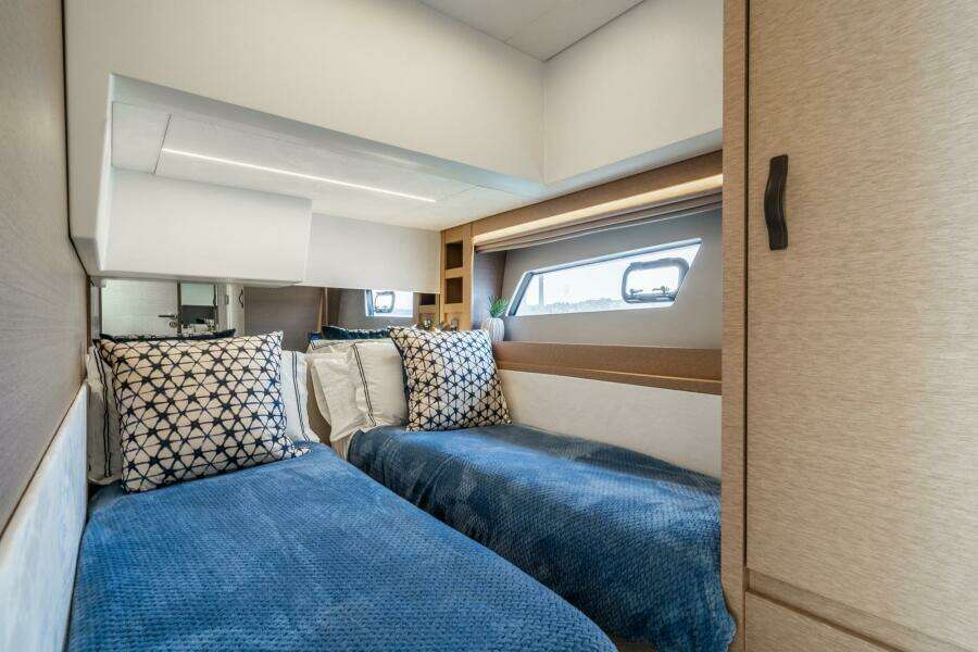 52ft Prestige Yacht For Sale
