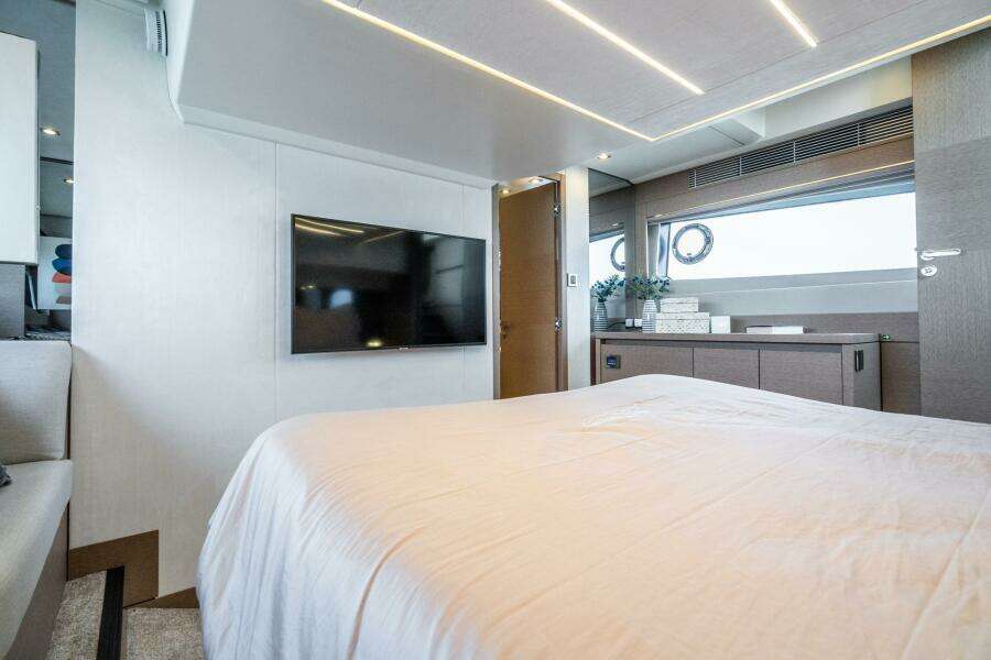 52ft Prestige Yacht For Sale