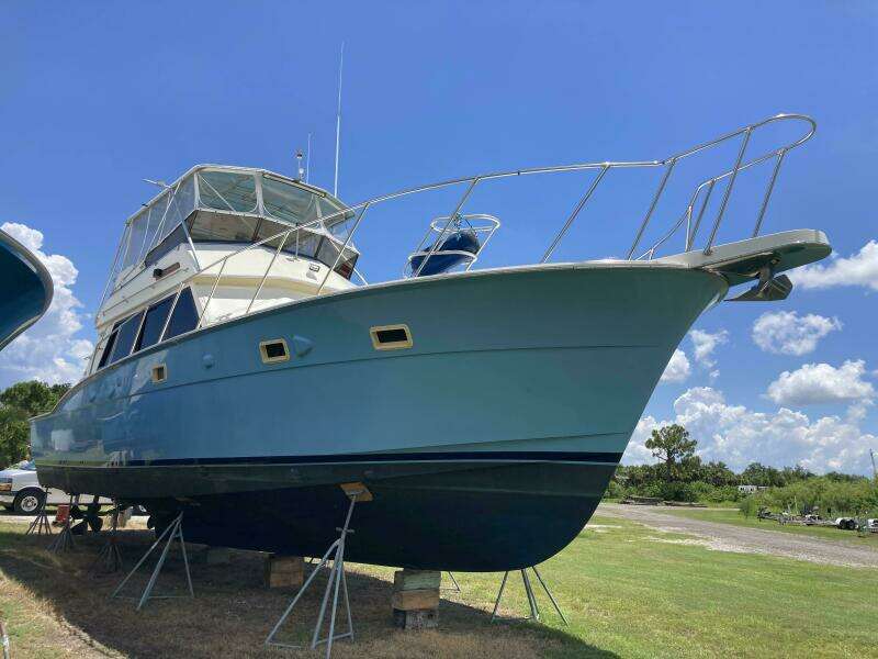 52ft Hatteras Yacht For Sale
