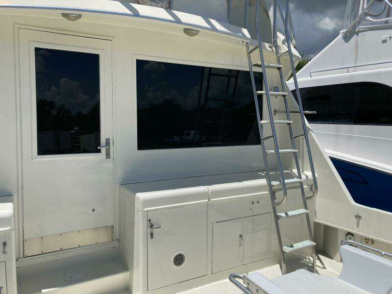52ft Hatteras Yacht For Sale