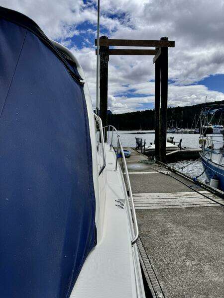 33ft Sea Ray Yacht For Sale