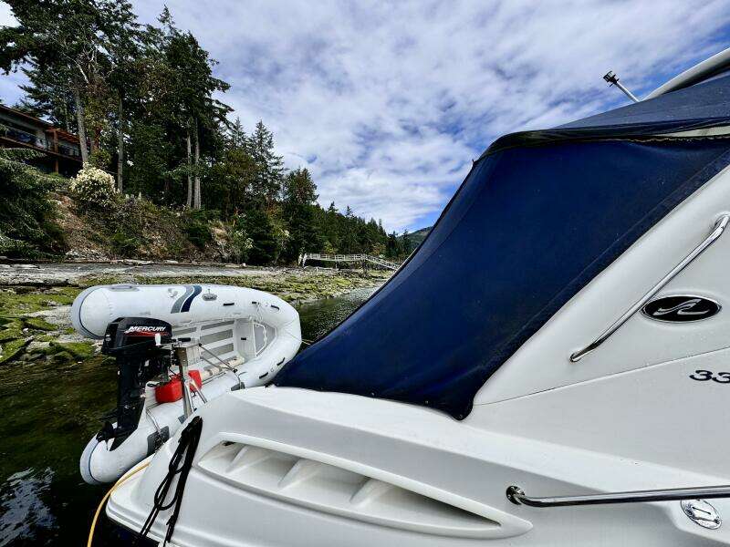 33ft Sea Ray Yacht For Sale