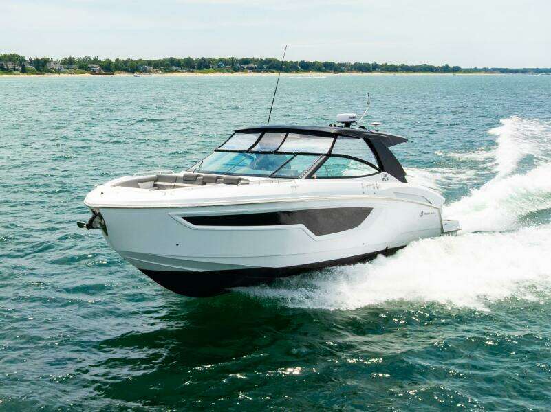 38ft Cruisers Yachts Yacht For Sale