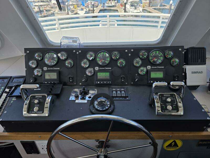 Ocean Thunder 100ft Gulf Craft Yacht For Sale